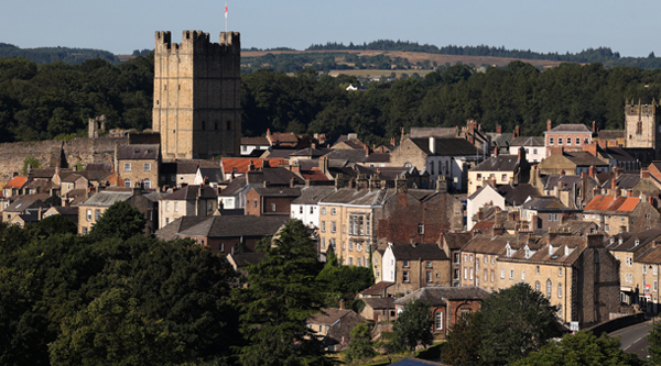 Shanti Shanti colours of Nepal
